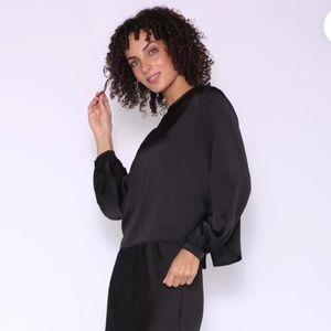 Black Lori Blouse | WUKOgals